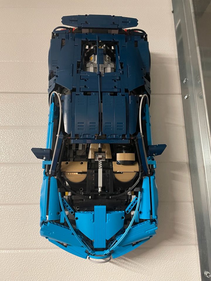 Lego Bugatti Chiron 42083 Technik mit Licht in Brieselang