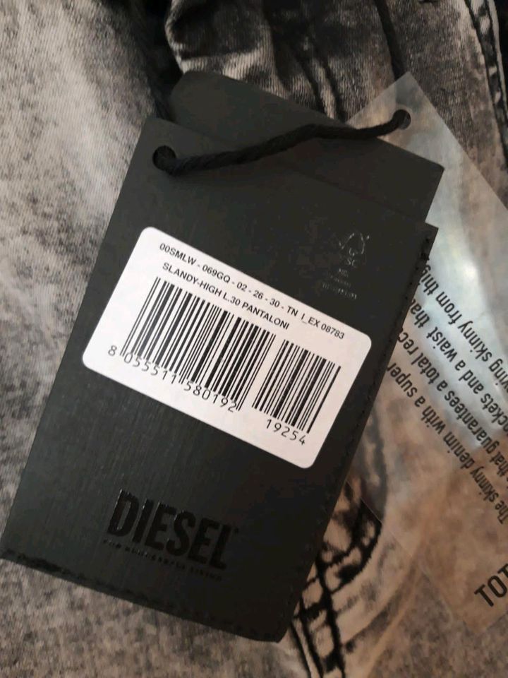 Diesel Gr. 26 (S) Designerdenim Stretch Unisex in München