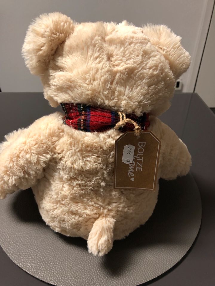 Weicher, kuscheliger Teddy neu 10€ in Philippsthal (Werra)