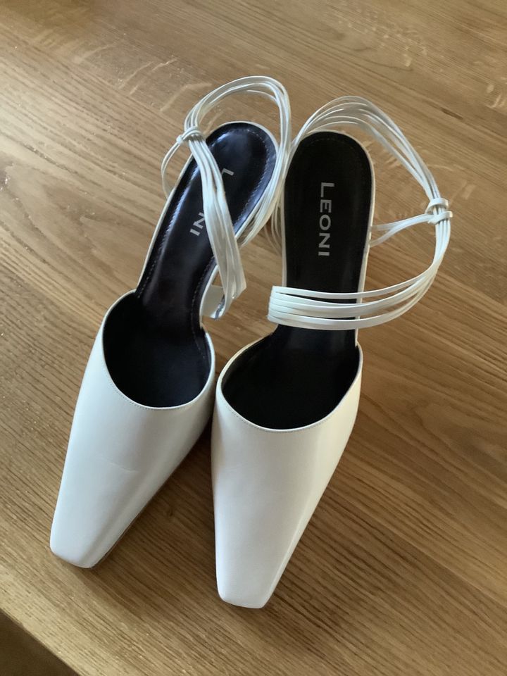 „Leoni“Slingpumps neu, Leder in Sankt Johann