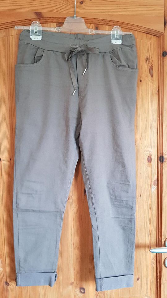 Joggpants taupe in Isernhagen