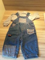 Baby Jeans-Latzhose mit Pullover... Bayern - Kolitzheim Vorschau