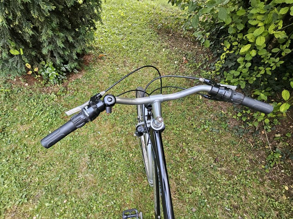 Fahrrad 28zoll KONABIKE in Hochheim am Main