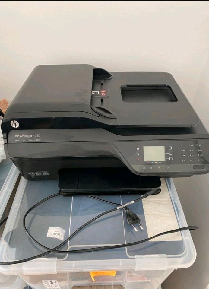 HP Officejet 4620 Drucker und Scanner von  der Marke HP in Stuttgart