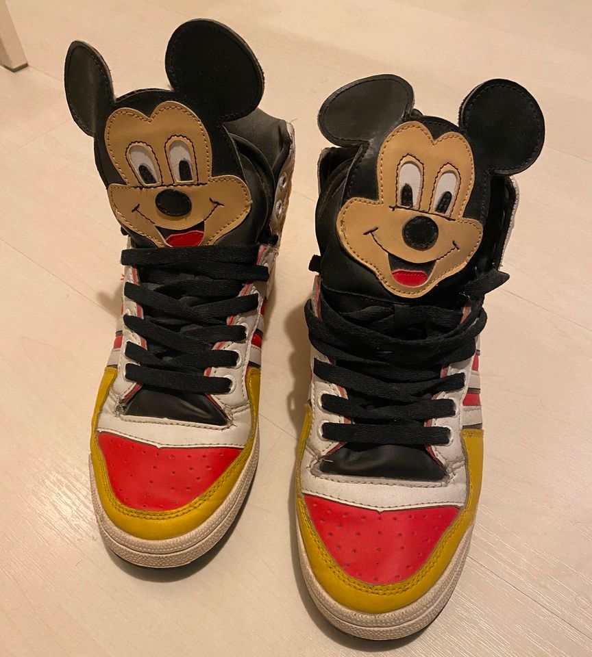 Jeremy Scott Mickey Mouse Designer Sneaker Schuhe Adidas Disney in Köln