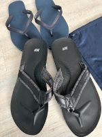 Neu! H&M Herren Zehentrenner,Sandalen,Pantolette,44,Schwarz,Schuh Hessen - Marburg Vorschau