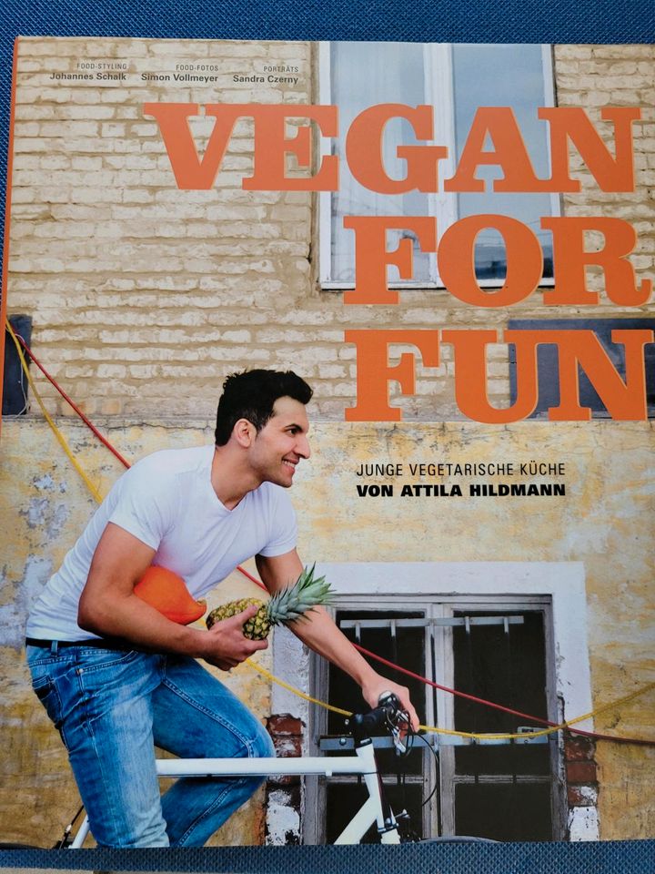 Vegan Kochbuch,  Attila Hildmann,  Vegan for fun, in Nauheim