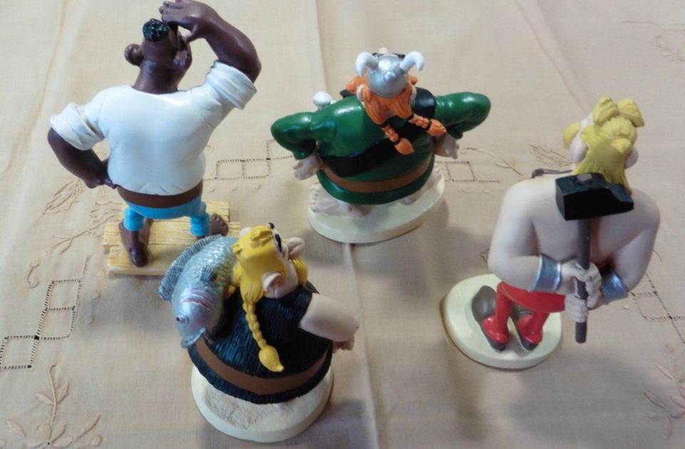 PLASTOY - Asterix und seine Freunde - 4 Figuren in Norderstedt