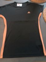 Adidas Sport T-Shirt atmungsaktiv Größe 164 Niedersachsen - Nienburg (Weser) Vorschau
