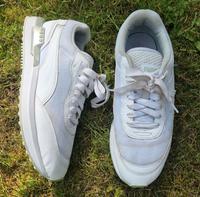 Puma Unisex City Rider Gr. 40 Sprtschuhe Sneaker Brandenburg - Woltersdorf Vorschau