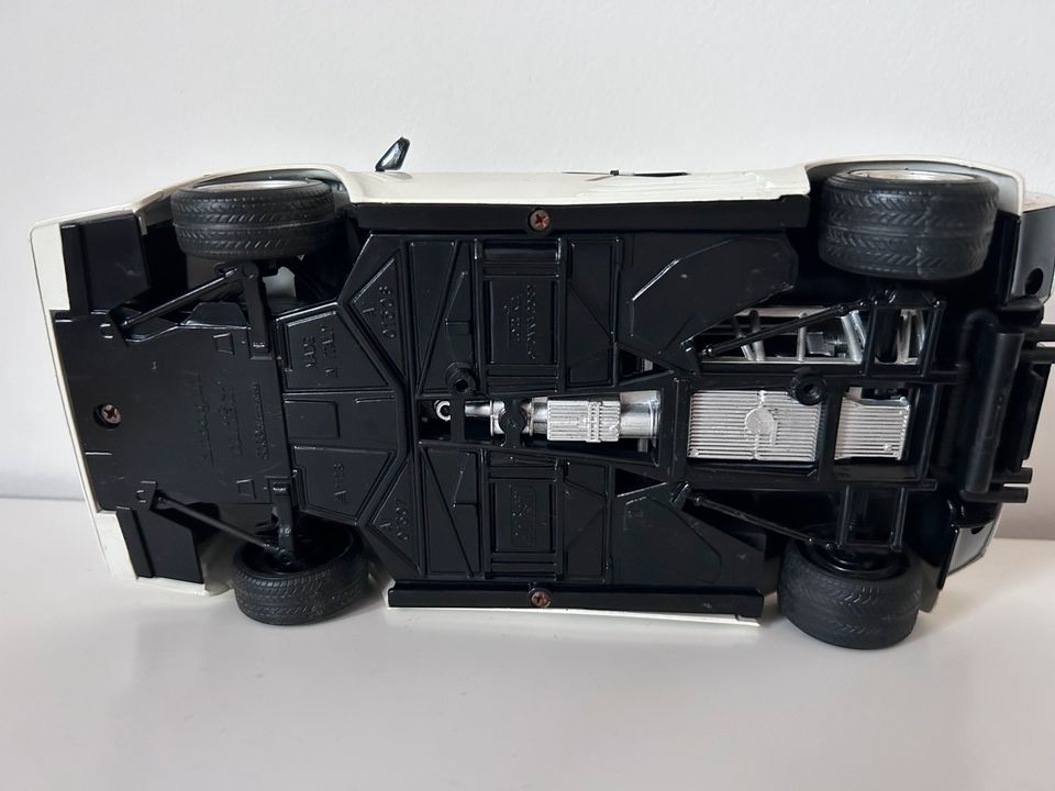 Tonka Lamborghini Countach 5000 - 1:18 Modell in Forst