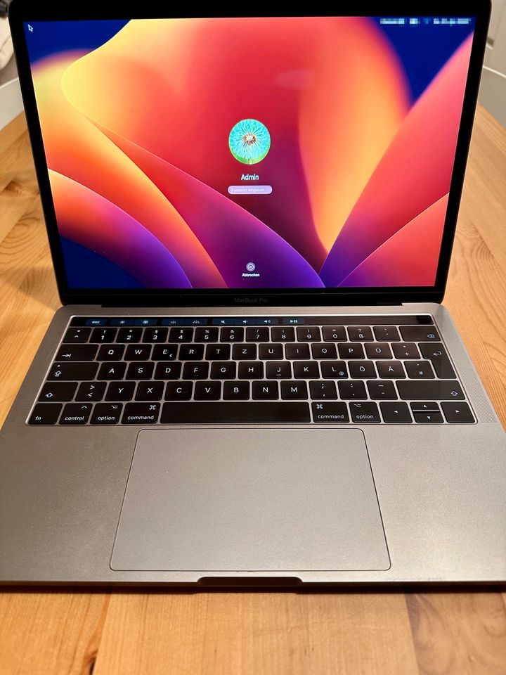 Apple MacBook Pro 13 2017, A1706, i5 3.3 GHz, 16GB, 512SSD in Berlin