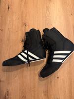 Adidas Box Schuhe Größe 36,5 Top Zustand Nordrhein-Westfalen - Pulheim Vorschau