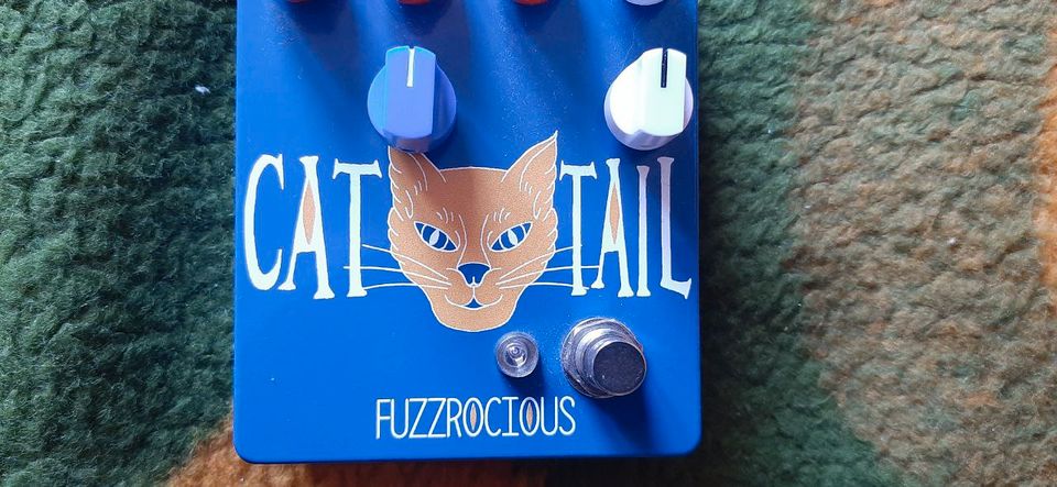 Fuzzrocious Pedals - Cat Tail Fuzz Distortion Overdrive Guitar in Oberhausen