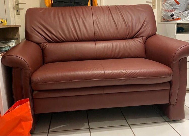 Stühle Chrom & Klappt Stühle Vintage und Leder Sofa neu in Berlin