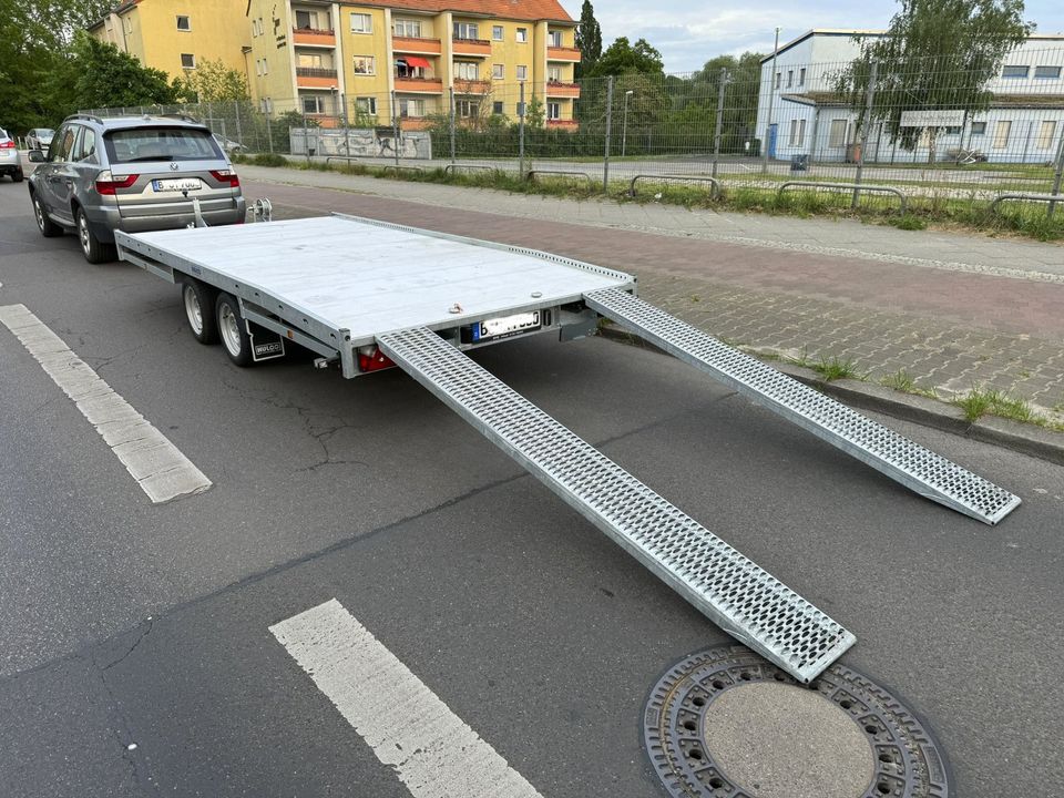 Vermiete Autotrailer Autotransportanhänger Auto Anhänger leihen in Berlin