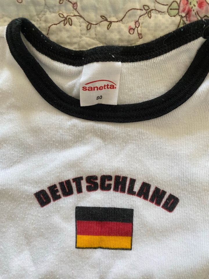 Body Gr. 80 Deutschland Fußball Trikot Baby Sanetta weiß Baumwoll in Berlin