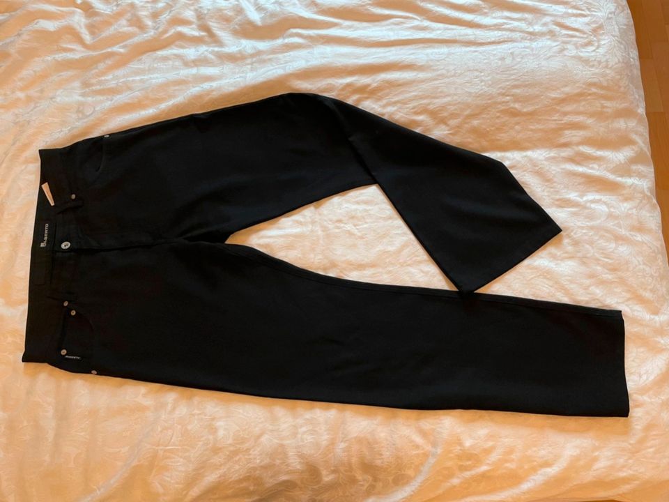 Herren Hose Alberto, schwarz, Gr. 48 in Taufkirchen München