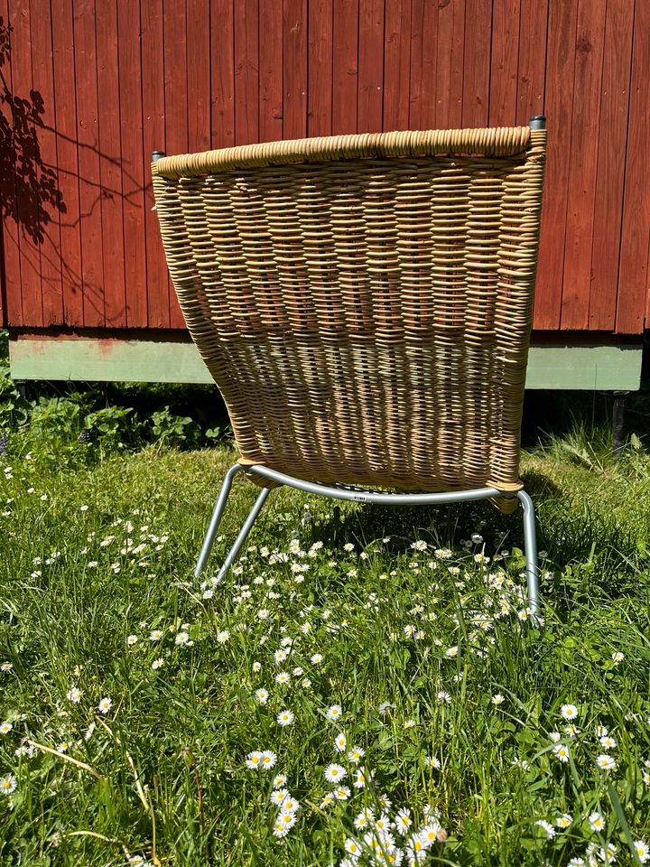 Liege, Liegestuhl aus Rattan, Rattanliege von IKEA, TOP-ZUSTAND in Illschwang