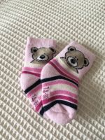 Dicke Socken Gr. 74/80 rosa weiß gestreift Bayern - Lutzingen Vorschau