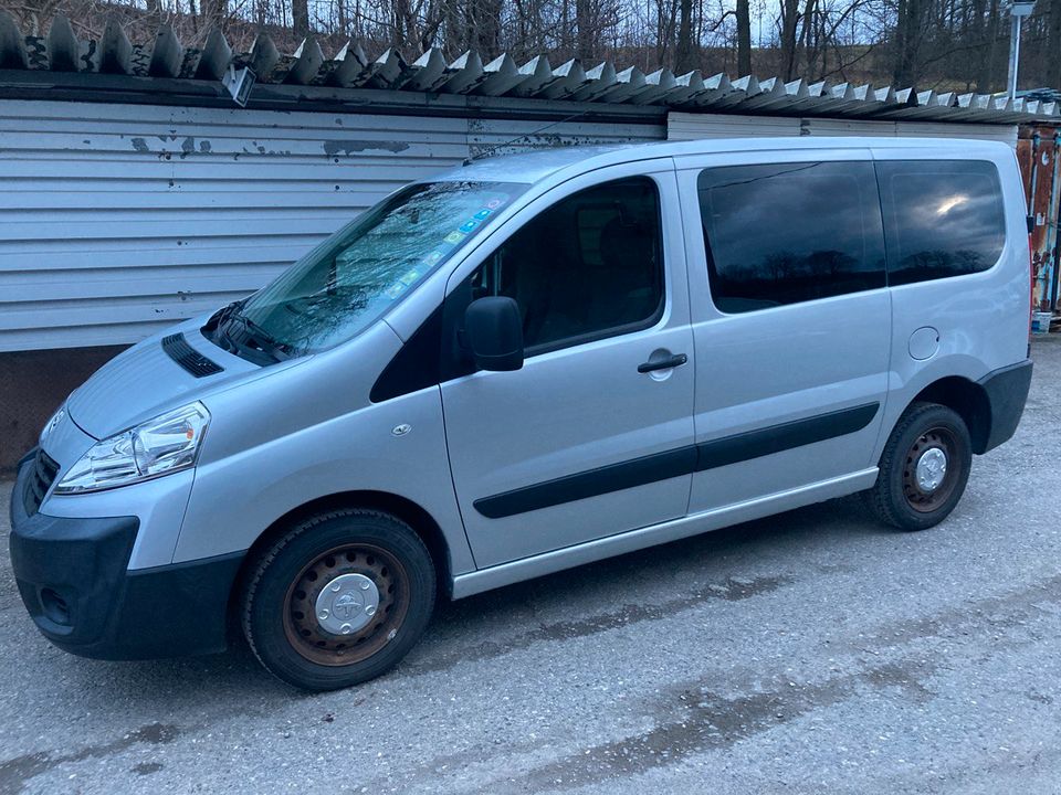 Peugeot Expert in Kirchberg