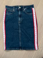 Calvin Klein Jeans ❌ Jeans Rock mit rotem Streifen cK Gr:W26/S Bayern - Memmingen Vorschau