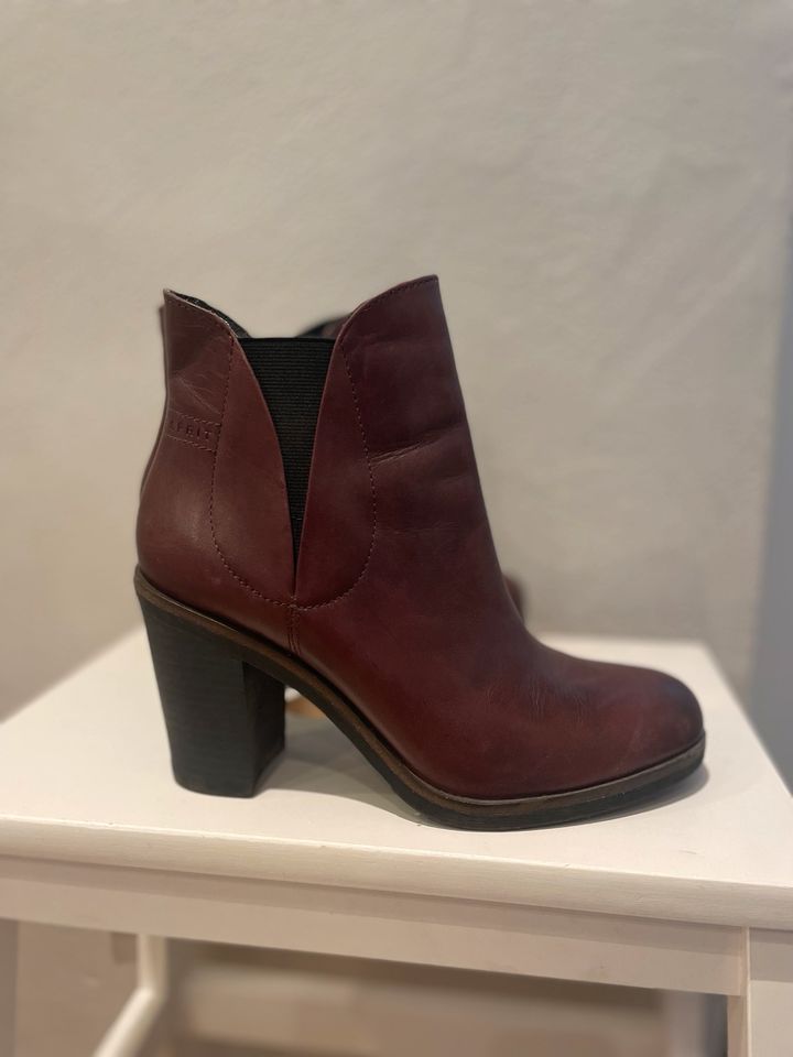 Esprit Stiefeletten 38 in Kröv