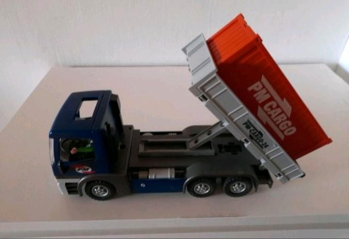 Playmobil Cargo- LKW, inkl.Versand in Norderstapel