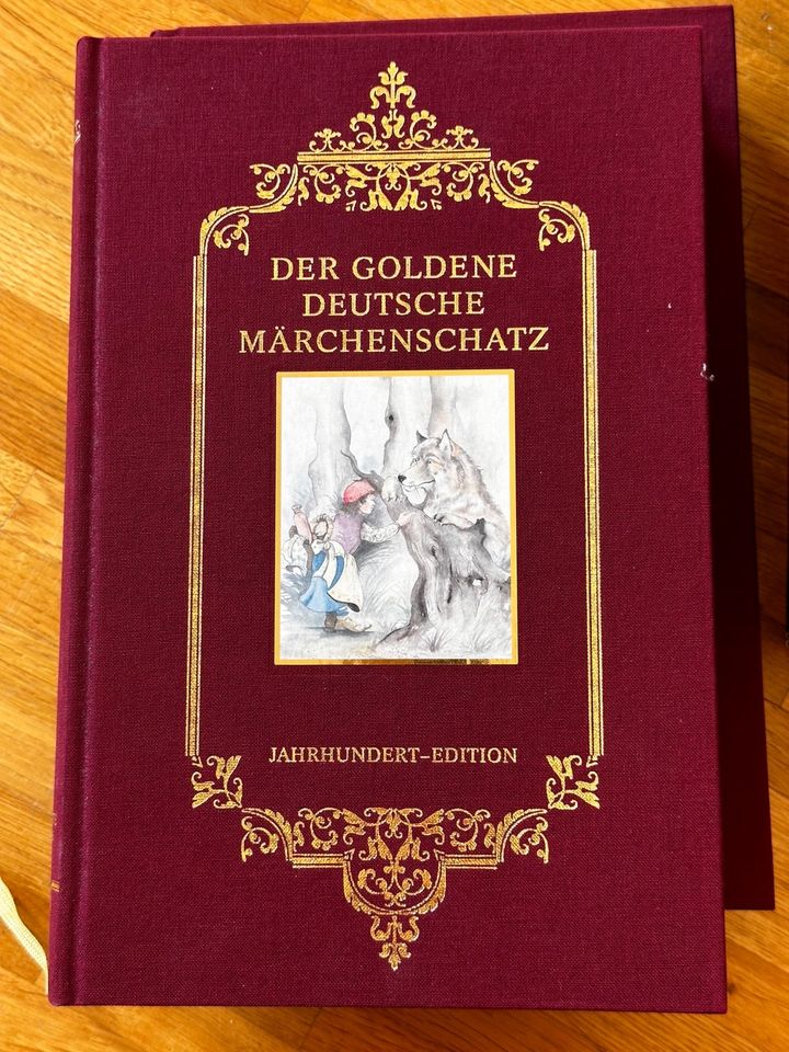 Buch „der goldene deutsche Märchenschatz“ in Bad Wimpfen