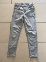 Zara Jeans skinny fit Gr.140 hellgrau neuwertiger Zustand Rheinland-Pfalz - Ellerstadt Vorschau