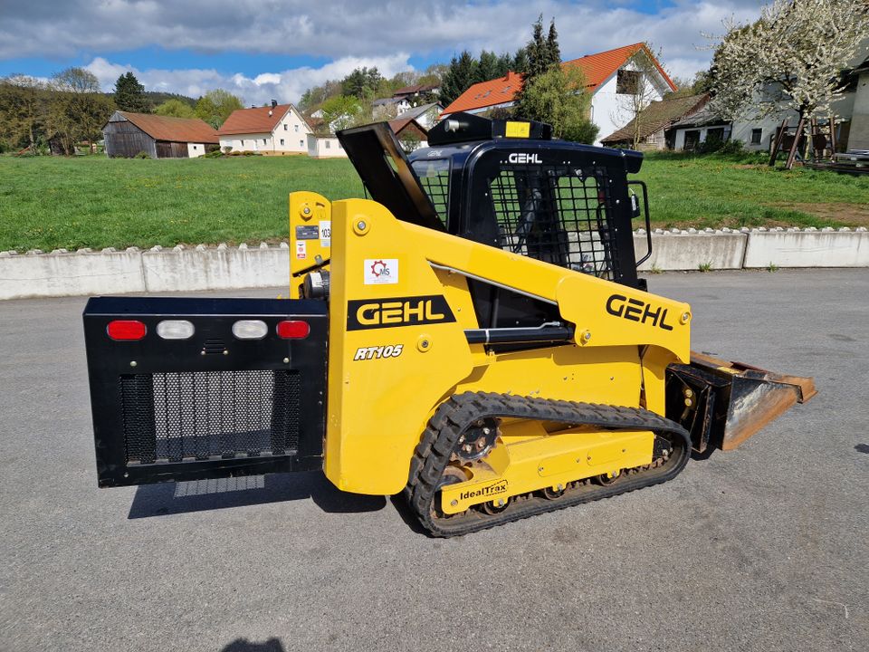 Gehl RT105 Kompaktlader Kettenlader Bobcat Raupenfahrwerk Heizung in Tiefenbach Oberpf