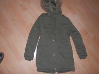 Mädchen Winterjacke Gr. 152 NEU olivegrün dunkel Nordrhein-Westfalen - Paderborn Vorschau