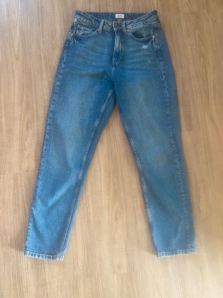 S.Oliver/QS Mom Jeans Gr. 34/XS in Saffig