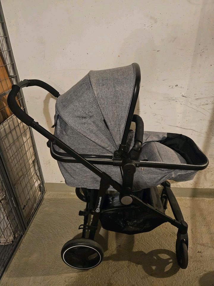 Kinderwagen 3 in 1 tip top Zustand fast neu in Schwetzingen