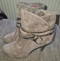 Tamaris stiefeletten gr. 40 Kaum getragen Brandenburg - Bad Freienwalde Vorschau