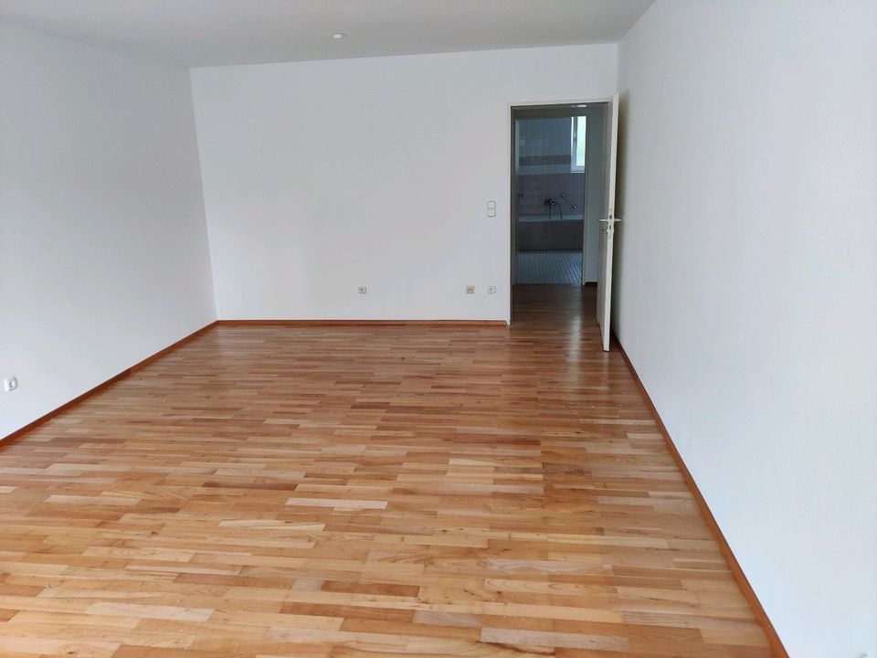 2 Zimmer-Whg 65m² München Obersendling incl.TG in München