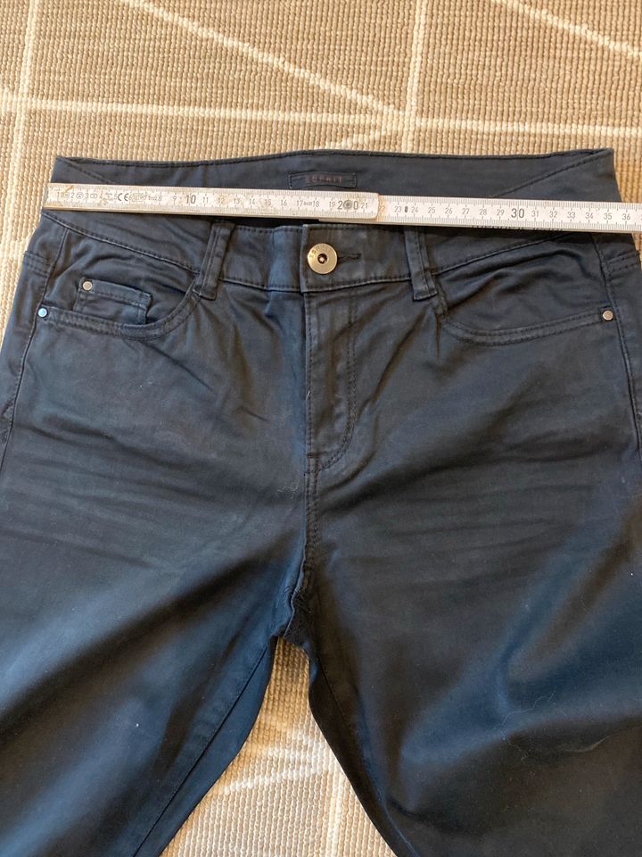 Esprit Stoffhose dunkelblau Gr. 34 in Schalkholz