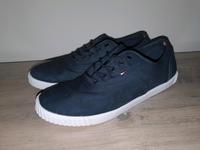 Tommy Hilfiger Sneaker neuwertig 38/39 Schuhe dunkelblau Rheinland-Pfalz - Dannenfels Vorschau