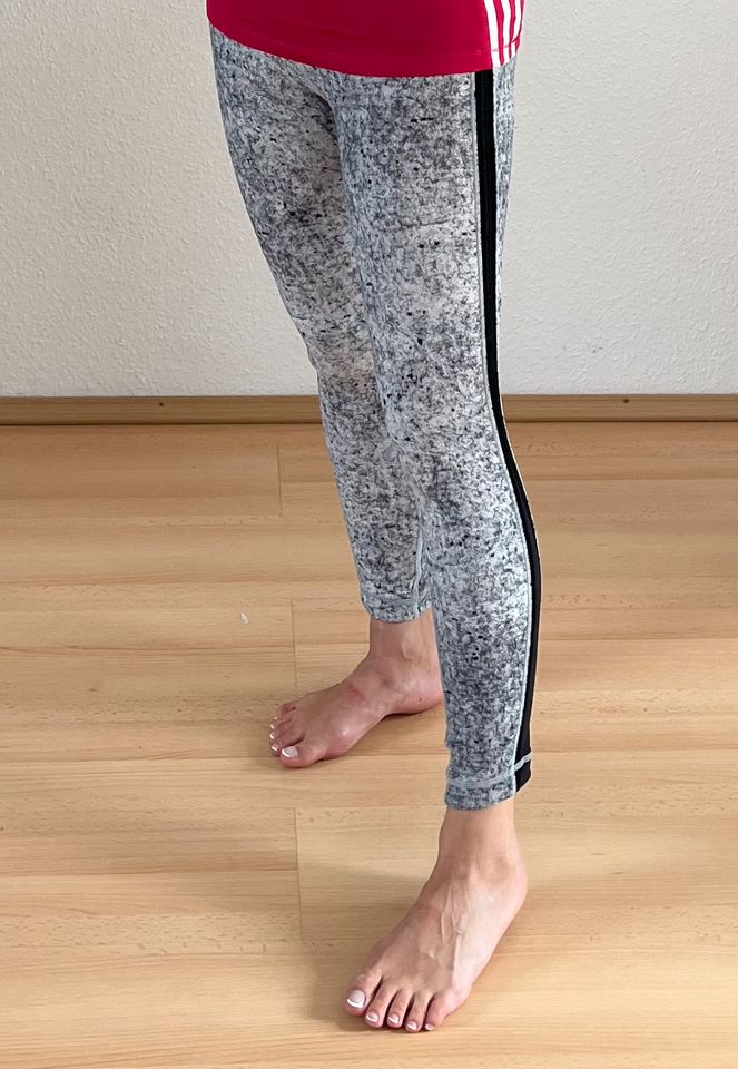 LULULEMON LEGGINGS XS 34 6 Hose sport yoga laufen Sport Muster in Aichtal