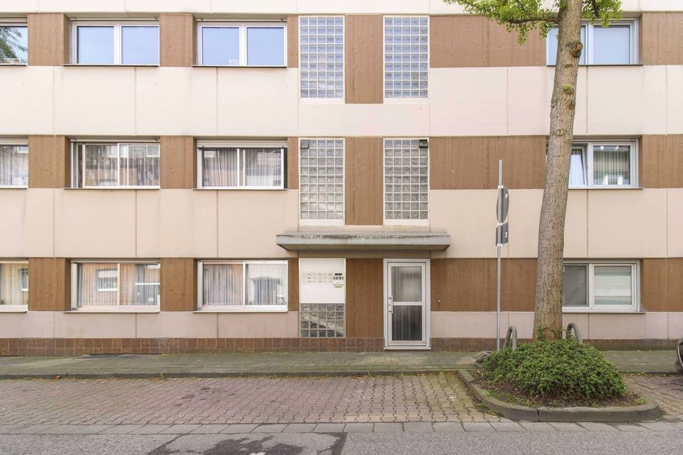 Voll sanierte Erdgeschosswohnung mit Loggia und TG-Stellplatz in Mönchengladbach-Rheydt in Mönchengladbach