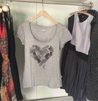 Tshirt grau von Esprit mit Herz print Nordrhein-Westfalen - Blomberg Vorschau