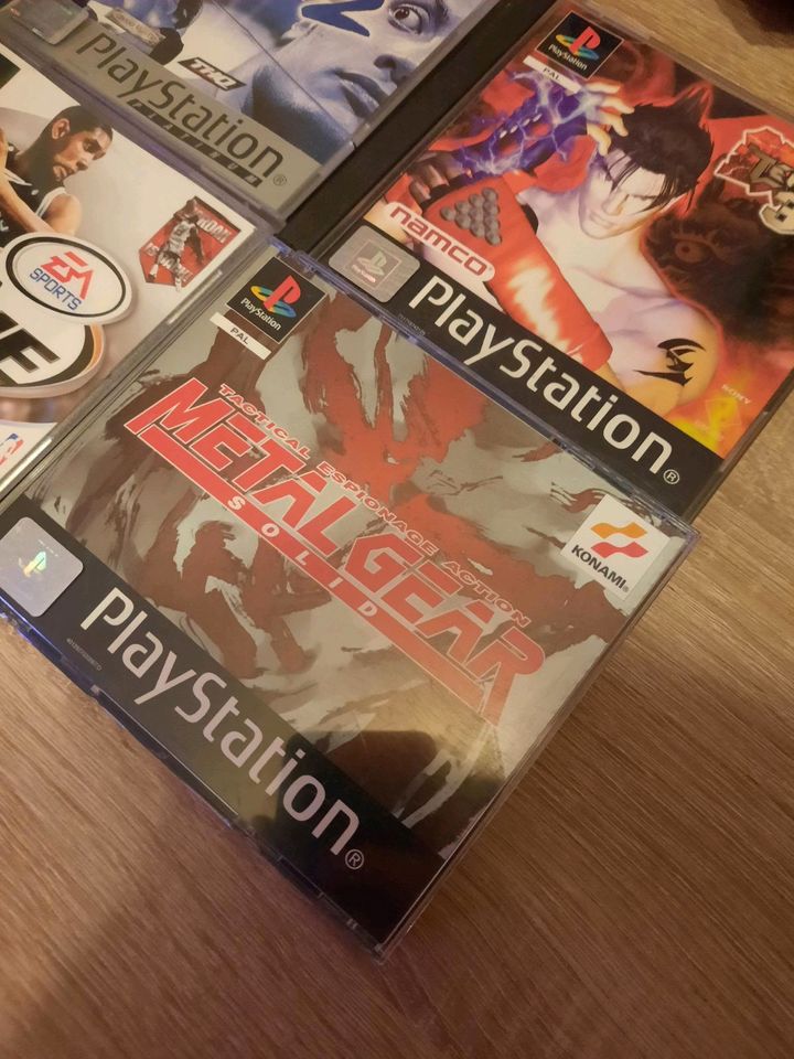 Playstation 1 PS1 Konsole + Spielesammlung + Zubehör in Münster