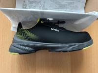 SEHR LEICHTE SICHERTSHEITSCHUHE UVEX S2 Große 46 Bayern - Aichach Vorschau
