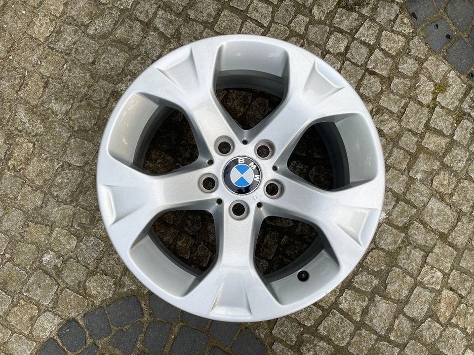 BMW X1 (Typ: E84) - 17 Zoll BMW Alufelgen, Styling: 317 in Michendorf