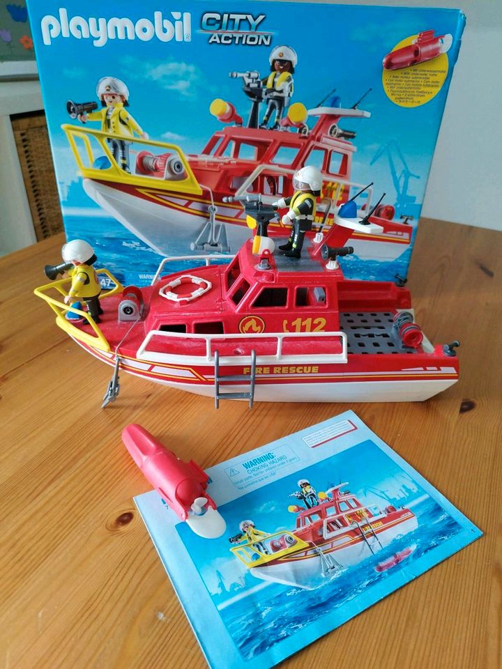 Playmobil 70147 Feuerwehrschiff mit Unterwassermotor in Neustadt in Holstein