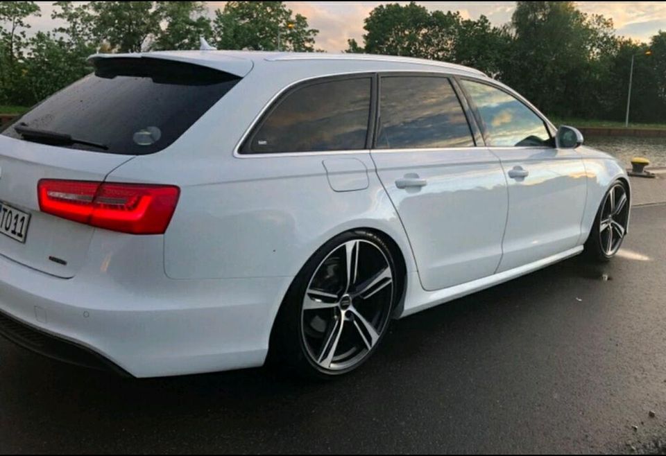 AUDI A6 Avant 20" Zoll Gewinde Pano Alcantara el. Heckklappe in Boostedt