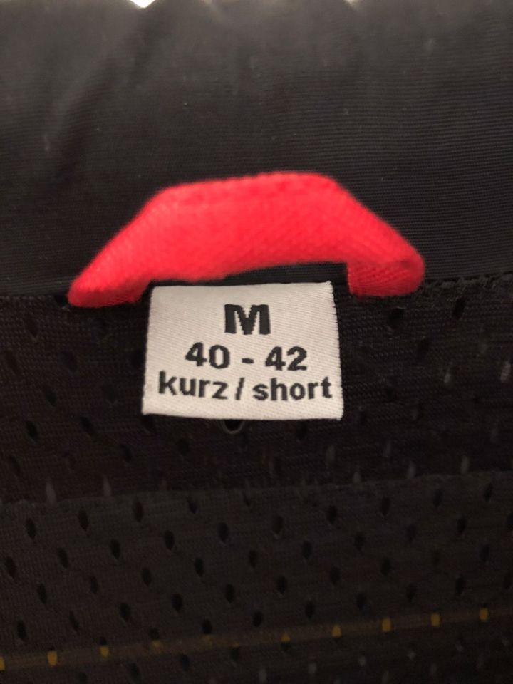 Textilkombi Damen Motorrad Jacke Kurz 40-42/Hose Kurz 44-46 MOHAW in Filderstadt