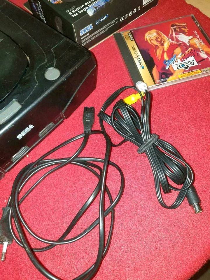 Sega Saturn Konsole + Kabel + 6×Spiele + Controller in Duisburg