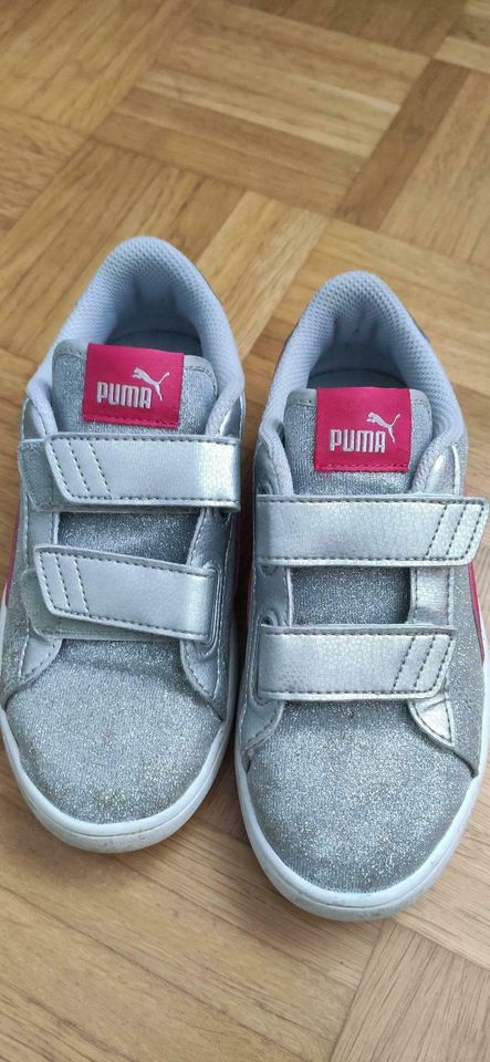 Puma Sneaker Kinder in Waldems