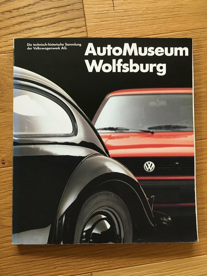 Volkswagen Oldtimer AutoMuseum Wolfsburg Buch in Börger